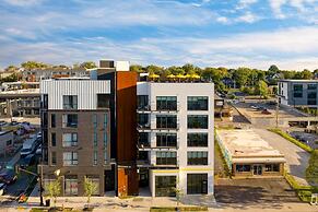 The Carter 504 by Avantstay Mins to Downtown