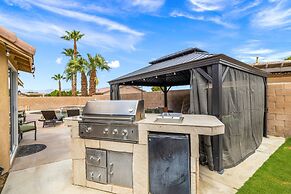 Pacifica Sur by Avantstay Pool Hot Tub Gazebo