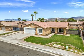 Pacifica Sur by Avantstay Pool Hot Tub Gazebo