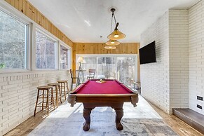 Creekside Haven Gatlinburg Escape by a Bubbling Creek Near Top Attract