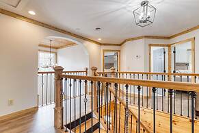 Greene Mountain Lodge by Avantstay Sleeps 22 Hot Tub Game Room Theater