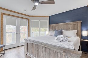 Greene Mountain Lodge by Avantstay Sleeps 22 Hot Tub Game Room Theater