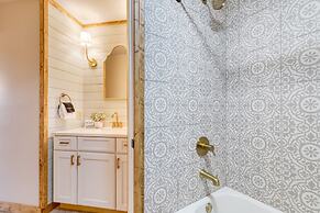 Greene Mountain Lodge by Avantstay Sleeps 22 Hot Tub Game Room Theater