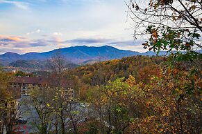 Greene Mountain Lodge by Avantstay Sleeps 22 Hot Tub Game Room Theater