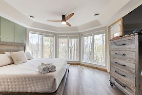 Greene Mountain Lodge by Avantstay Sleeps 22 Hot Tub Game Room Theater