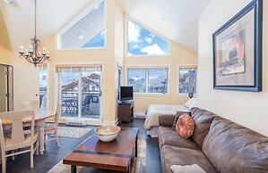 Blue Mesa Penthouse by Avantstay Buyout of 3 Units Ski-in Ski-out Cond