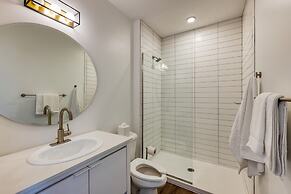 The Carter 505 by Avantstay 4BR Balcony