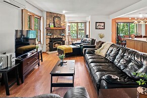 Marina Village by Avantstay Walk to Lake Marina Balcony Patio