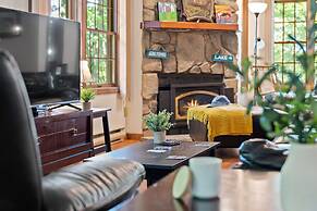 Marina Village by Avantstay Walk to Lake Marina Balcony Patio