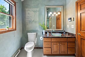 Marina Village by Avantstay Walk to Lake Marina Balcony Patio