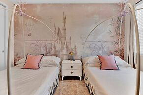 Nassau by Avantstay 9bdr Pool Game Room