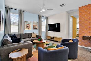 Nassau by Avantstay 9bdr Pool Game Room