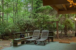 The Four Seasonal by Avantstay Hot Tub Spacious Deck Fire Pit