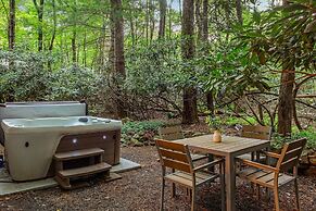 The Four Seasonal by Avantstay Hot Tub Spacious Deck Fire Pit