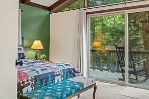 The Four Seasonal by Avantstay Hot Tub Spacious Deck Fire Pit