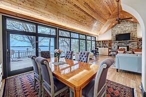 Landover Lodge by Avantstay Waterfront Dock