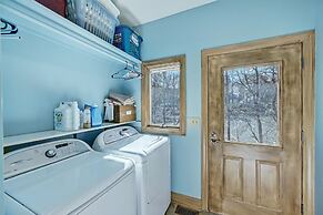 Landover Lodge by Avantstay Waterfront Dock