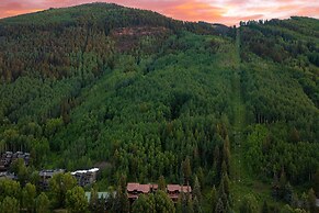 Manitou River House 113 by Avantstay A Location