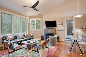 Manitou River House 113 by Avantstay A Location