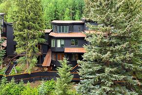 Manitou River House 113 by Avantstay A Location
