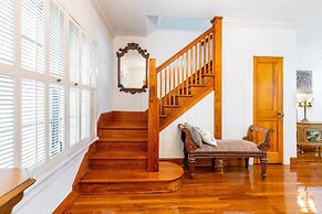 Las Olas Oasis by Avantstay Minutes to the Beach Hot Tub