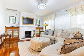 Las Olas Oasis by Avantstay Minutes to the Beach Hot Tub