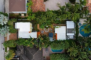 Las Olas Oasis by Avantstay Minutes to the Beach Hot Tub