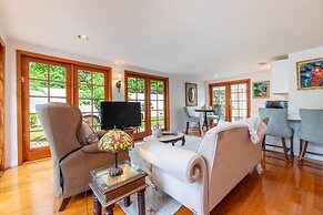 Las Olas Oasis by Avantstay Minutes to the Beach Hot Tub