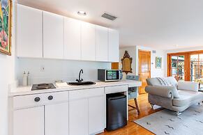 Las Olas Oasis by Avantstay Minutes to the Beach Hot Tub