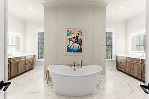 New Saltwater Pool Spa Views Wilson Hideaway