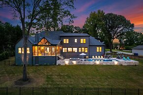 New Saltwater Pool Spa Views Wilson Hideaway