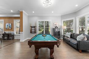 Laid Back Lake Life by Avantstay Waterfront View