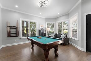 Laid Back Lake Life by Avantstay Waterfront View