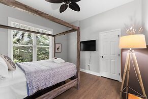 Laid Back Lake Life by Avantstay Waterfront View