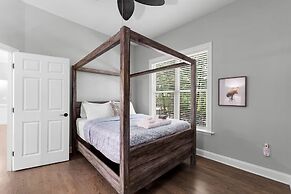 Laid Back Lake Life by Avantstay Waterfront View