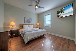 Ridley Retreat Community Pool Mins to the Beach Corpus Christi Port A