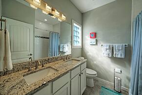 Ridley Retreat Community Pool Mins to the Beach Corpus Christi Port A