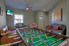 Ridley Retreat Community Pool Mins to the Beach Corpus Christi Port A