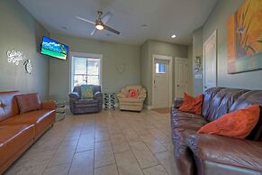 Ridley Retreat Community Pool Mins to the Beach Corpus Christi Port A