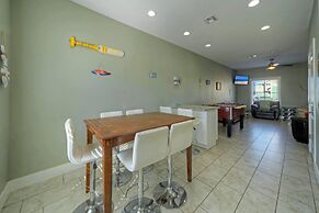 Ridley Retreat Community Pool Mins to the Beach Corpus Christi Port A