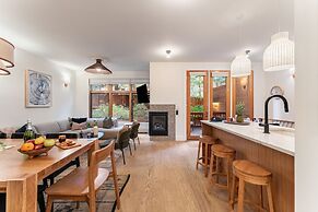 Northwood Mountain Views Sauna Balcony Tahoe Group Retreat