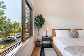 Northwood Mountain Views Sauna Balcony Tahoe Group Retreat