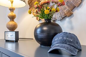 The Magnolia 8 by Avantstay Downtown Balcony