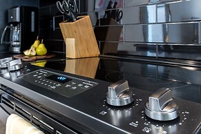 The Magnolia 8 by Avantstay Downtown Balcony