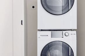 The Magnolia 8 by Avantstay Downtown Balcony