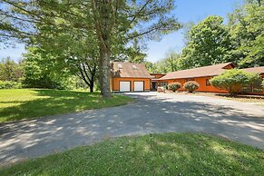 Paradise Retreat by Avantstay Pool Hot Tub Game Room