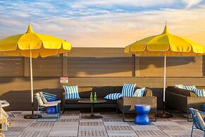 The Carter 303 by Avantstay 1BR Balcony