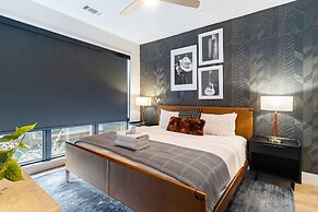 Astra Modern Midtown Retreat With Pool Gym Steps to Dining Broadway