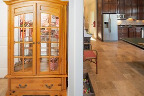 Flip Flop Therapy by Avantstay Theater Games