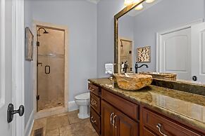 Flip Flop Therapy by Avantstay Theater Games